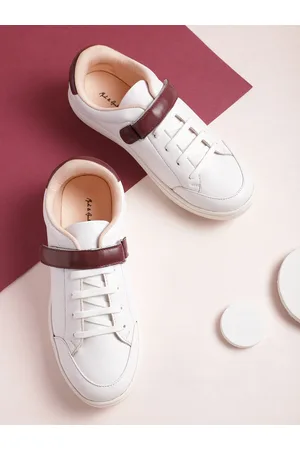 Mast & Harbour Women Solid Sneakers