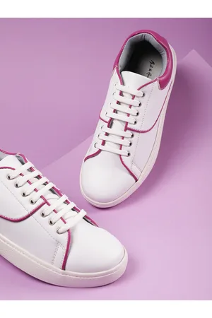 Mast & Harbour Women Solid Sneakers