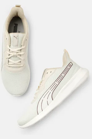 PUMA Men Runwyn Walking Shoes