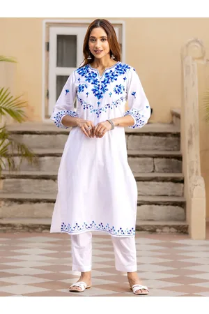 Ambraee Floral Yoke Design Thread Work Straight Kurta with Trousers