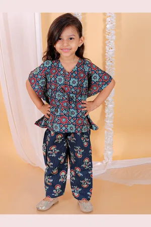 The Mom Store Girls Printed Pure Cotton Kaftan Top With Trousers