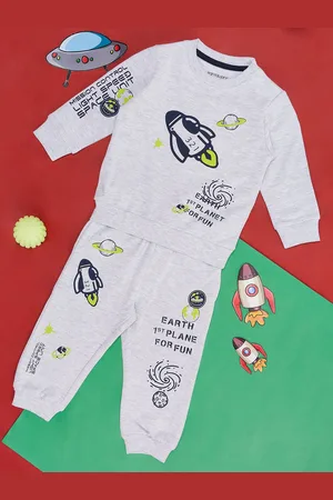 Pantaloons Boys Graphic Printed Pure Cotton T-Shirt & Trousers