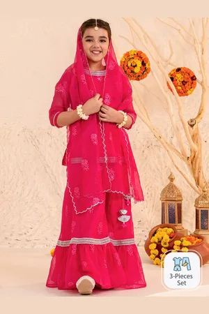 pspeaches Girls Floral Printed Thread Work Regular Kurta with Sharara & With Dupatta