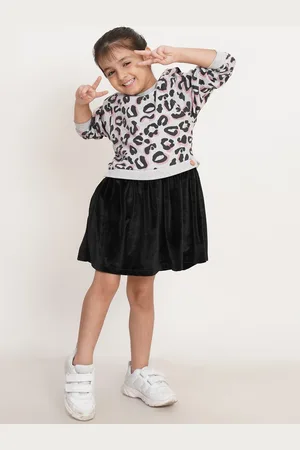 Creative Girls Black Printed Sweatshirt