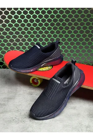 ACTION Men Textured Mesh Lightweight Walking Shoes