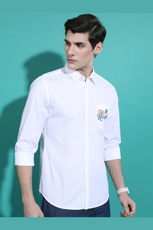 Highlander Slim Fit Spread Collar Pocket Detailed Cotton Casual Shirt