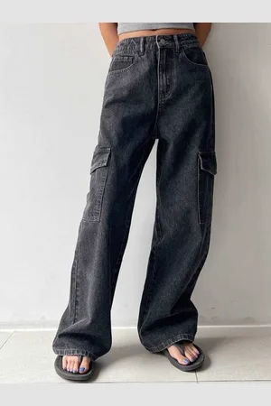 Broadstar Women Smart Wide Leg Stretchable Clean Look Cargo Jeans