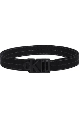 Calvin Klein Men Webbing textured & Striped Belt