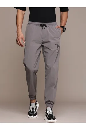hiker's way Track Pants for Men, Joggers for Men, Sweatpants with Two Side  Zipper Pocket for Sports Gym Athletic Training Workout Running Black :  Amazon.in: Clothing & Accessories