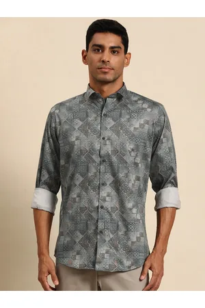 MANQ Men Smart Opaque Printed Casual Shirt