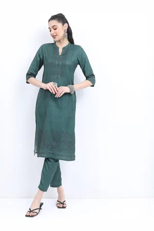 Ketch Ethnic Motifs Printed Regular Straight Kurta with Trousers