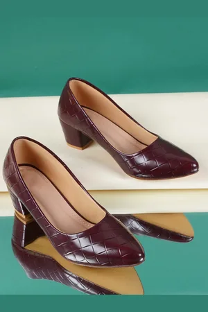 STYLE SHOES Textured Pointed Toe Block Pumps