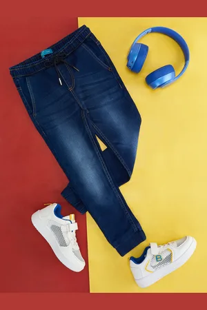 Pantaloons Boys Slim Fit Mid-Rise Heavy Fade Clean Look Stretchable Jeans