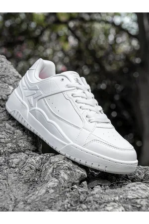 Red Tape Women Perforated Sneakers