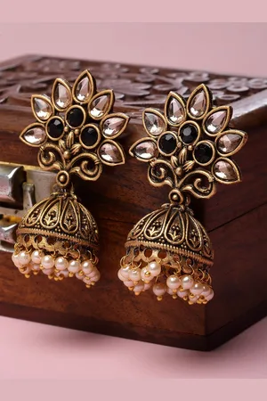karatcart Contemporary Jhumkas Earrings