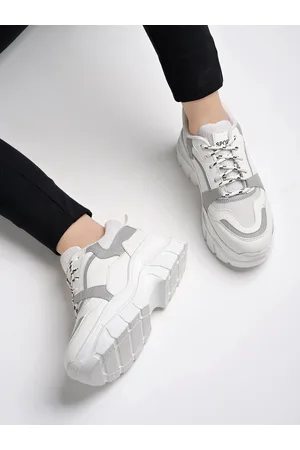 Shoetopia Girls Textured Lightweight Comfort Insole Basics Sneakers