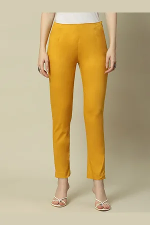 Rangriti Women Mid Rise Plain Cropped Slim Fit Trousers