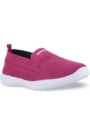 Sparx Women Textured Slip-On Sneakers
