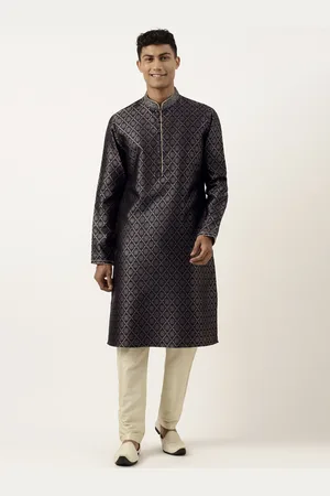TheEthnic.Co Ethnic Motif Printed Mandarin Collar Regular Kurta with Trousers