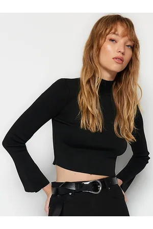 Turtle Neck Fitted Crop Top