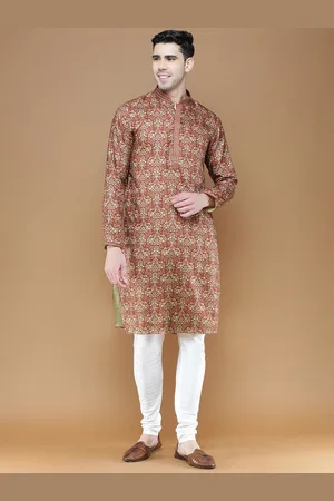 Sanwara Floral Printed Regular Kurta With Pyjamas