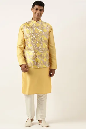 TheEthnic.Co Mandarin Collar Regular Kurta with Trousers & Nehru Jacket