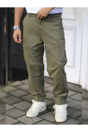 Powerlook Men Olive Green Pure Cotton Mid-Rise Cargos Trousers
