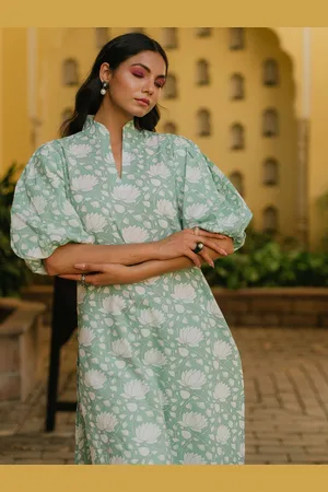 anayna Women Green Pure Cotton All in the Details Kurta Set