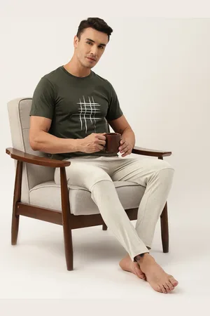ETC Men Graphic Printed Regular Fit T-shirt