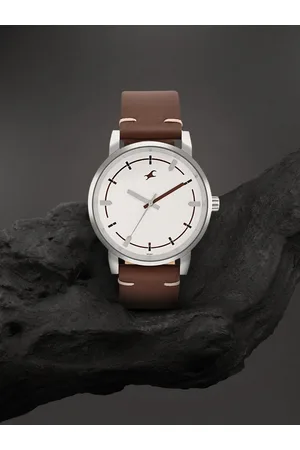Fastrack Men Leather Straps Analogue Watch 3278SL04