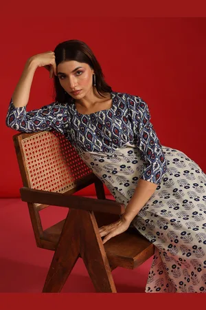 anayna Women Floral Printed Pure Cotton Kurta With Trousers