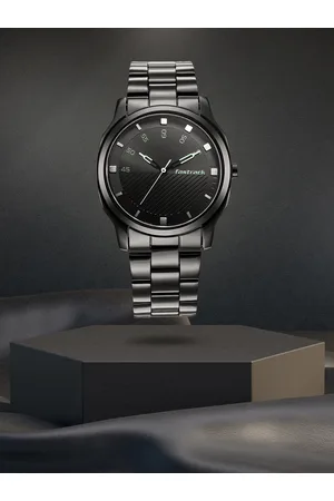 Fastrack Men Black Brass Dial & Steel Toned Stainless Steel Bracelet Style Straps Analogue Watch