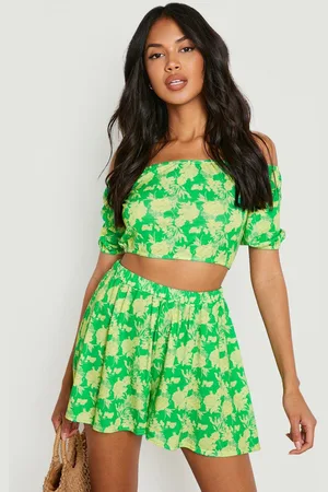 Boohoo Floral Print Off-Shoulder Crop Top & Shorts