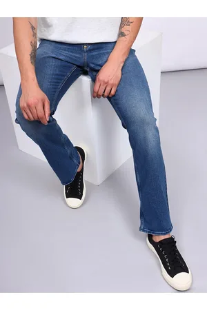 Lee Men Mid-Rise Relaxed Fit Clean Look Light Fade Stretchable Jeans