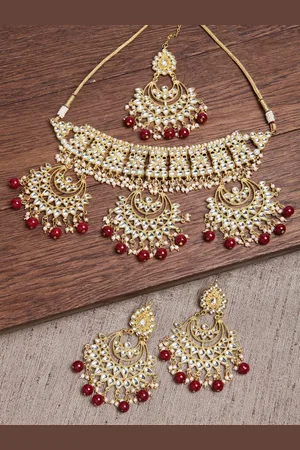 karatcart Gold-Plated Red Kundan-Studded Handcrafted Jewellery Set