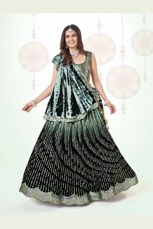SHOPGARB Embroidered Sequinned Semi-Stitched Lehenga & Unstitched Blouse With Dupatta