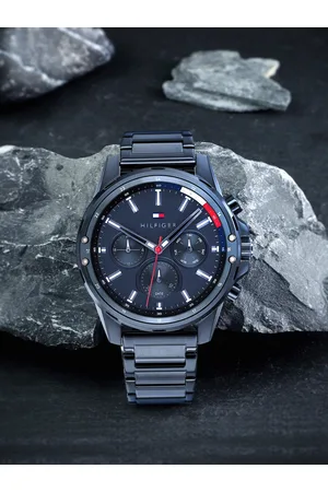 Tommy Hilfiger Men Navy Blue Dial & Bracelet Style Straps Mason Analogue Watch TH1791789W