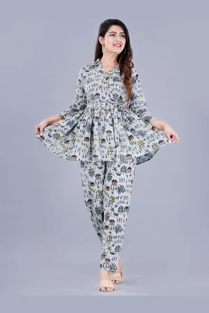AO Services Floral Printed Empire Pure Cotton Kurti With Trousers