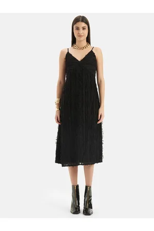 Kazo Shoulder Straps Sleeveless Georgette Fringed Empire Midi Dress