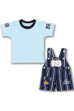 Wish Karo Infant Boys Printed & Striped Dungarees With T-shirt