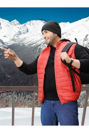 Sztori Plus Size Men Solid Sleeveless Padded Jacket
