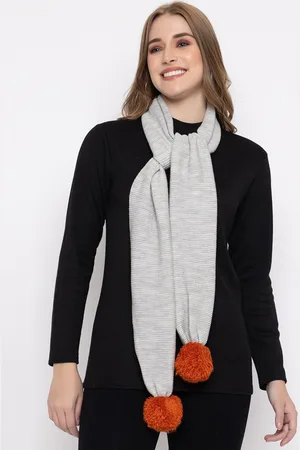 513 Clothing Self Design Acrylic Knitted Muffler