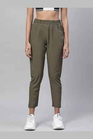 CHKOKKO Women Olive Green Solid Cropped Workout Track Pants