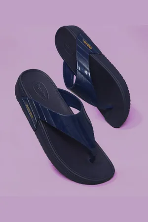 ACTION Women Striped Thong Flip-Flops