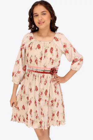 CUTECUMBER Girls Floral Printed Corsage Detailed Puff Detailed Fit & Flare Dress