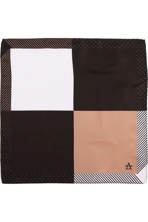 Arrow Men Colourblocked Twill Pocket Square