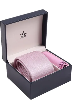 Arrow Men Self Design Tie & Pocket Square