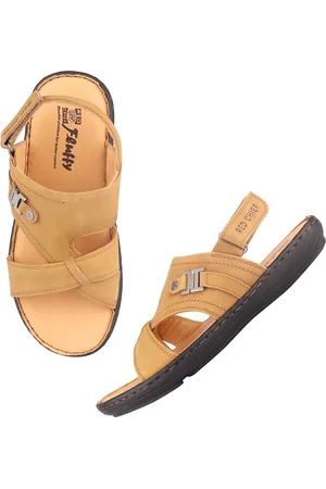 Buy Red Chief Men's Black Thong Sandals for Men at Best Price @ Tata CLiQ