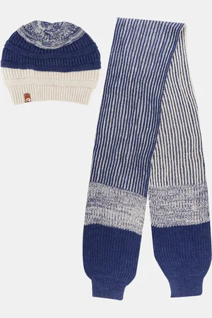 Bharatasya Men Colourblocked Acrylic Wool Beanie & Muffler