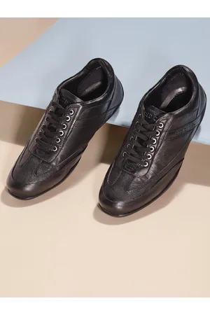 Red Chief Men Black Perforations Leather Sneakers